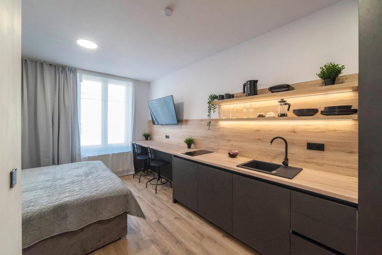 Liberty Apartments, 3rd Floor, No Elevator Apartman