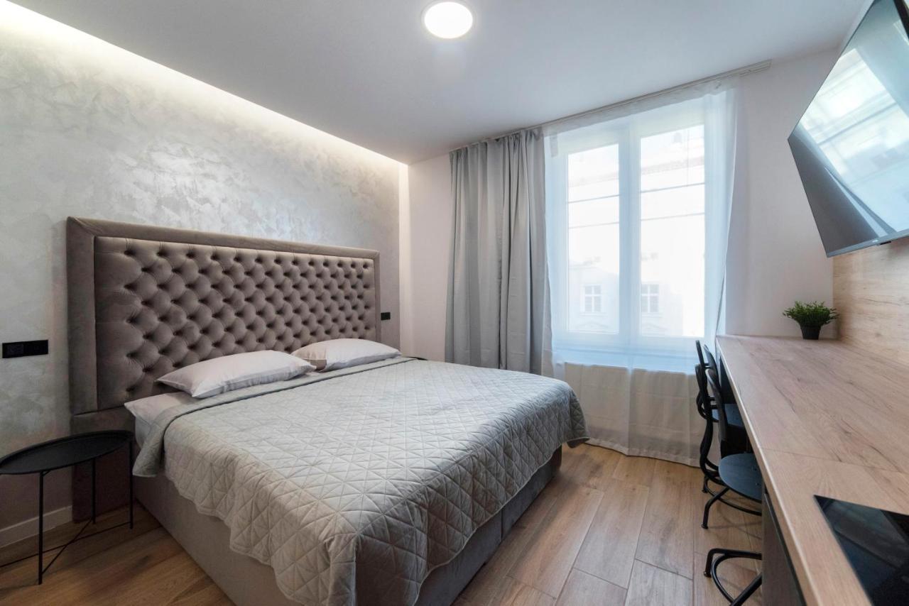Liberty Apartments, 3rd Floor, No Elevator Apartman *